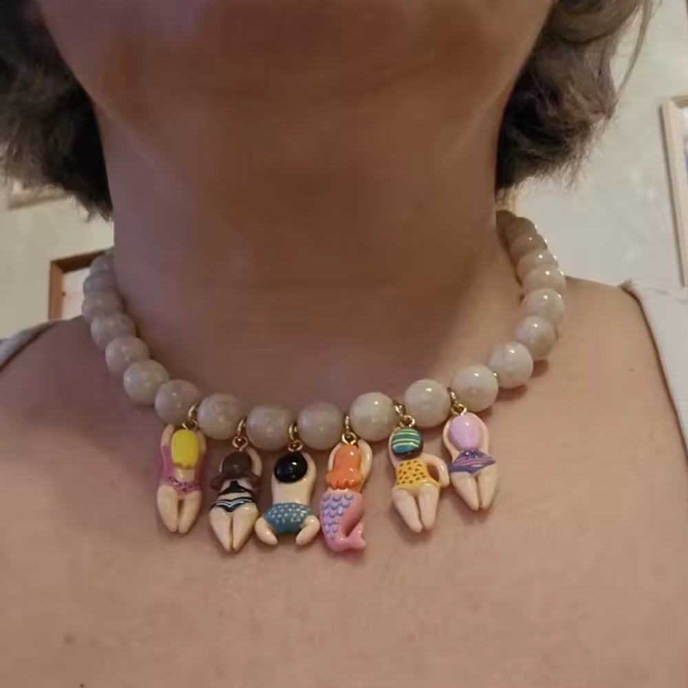 Beach Babes Beaded Charm Necklace - Picture 15 of 16